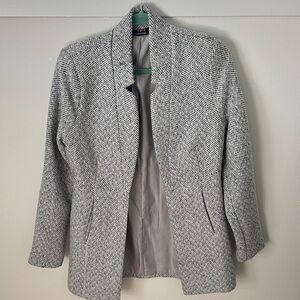 VICI Women's Gray Herringbone Jacket
